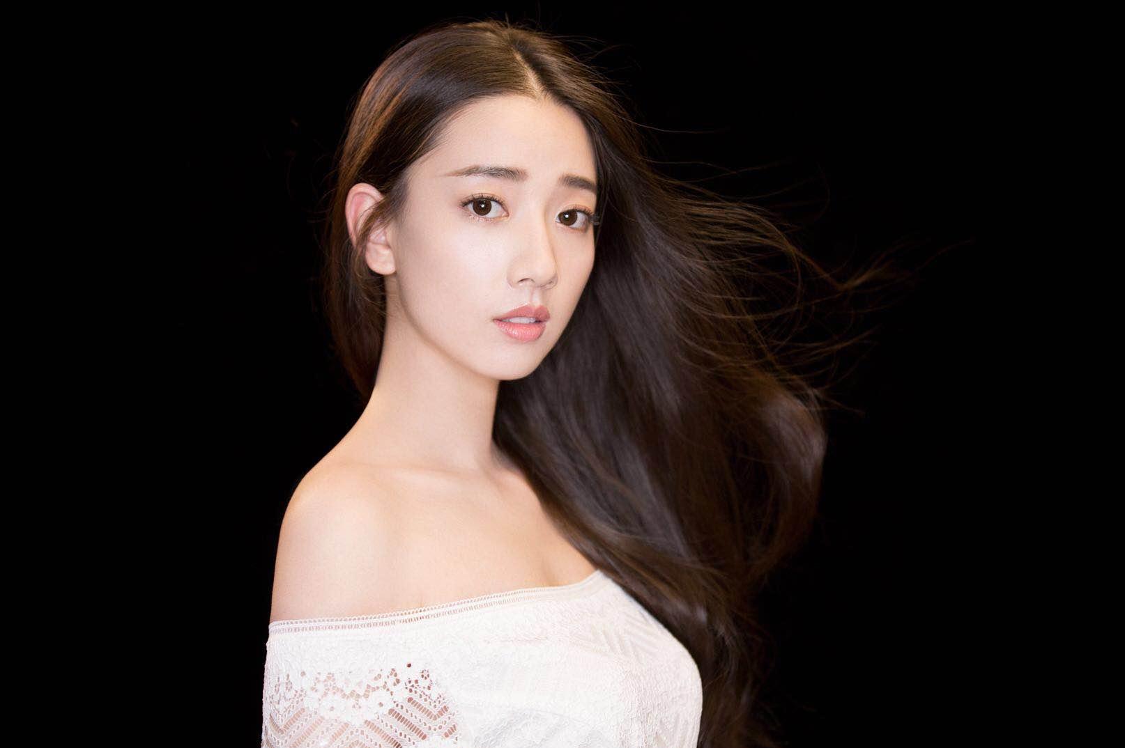 莎拉波娃新星爆冷表现惊艳,巴塞罗那未来可期!的简单介绍 莎拉波娃新星爆冷表现惊艳,巴塞罗那未来可期!的简单介绍