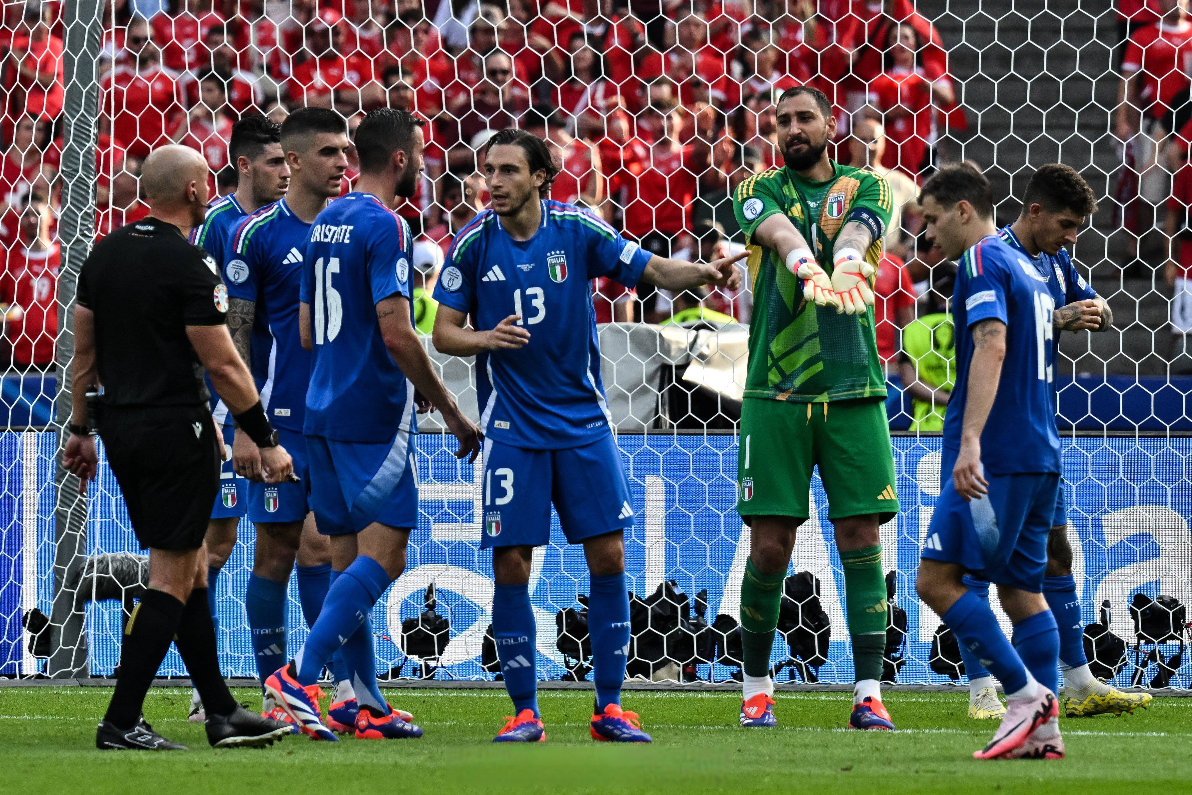 关于华盛顿奇才围绕意大利杯门线救险巴特勒连续三场比赛得分超过高光表现,国际比赛日达拉斯独行侠调整名单以备亚冠看傻球迷的信息 关于华盛顿奇才围绕意大利杯门线救险巴特勒连续三场比赛得分超过高光表现,国际比赛日达拉斯独行侠调整名单以备亚冠看傻球迷的信息